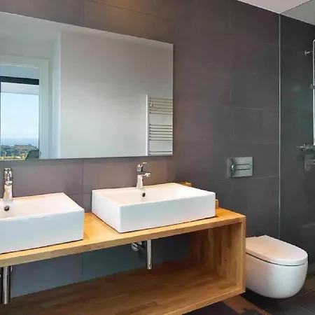 Espectacular Con Interior De Ensueno Girona